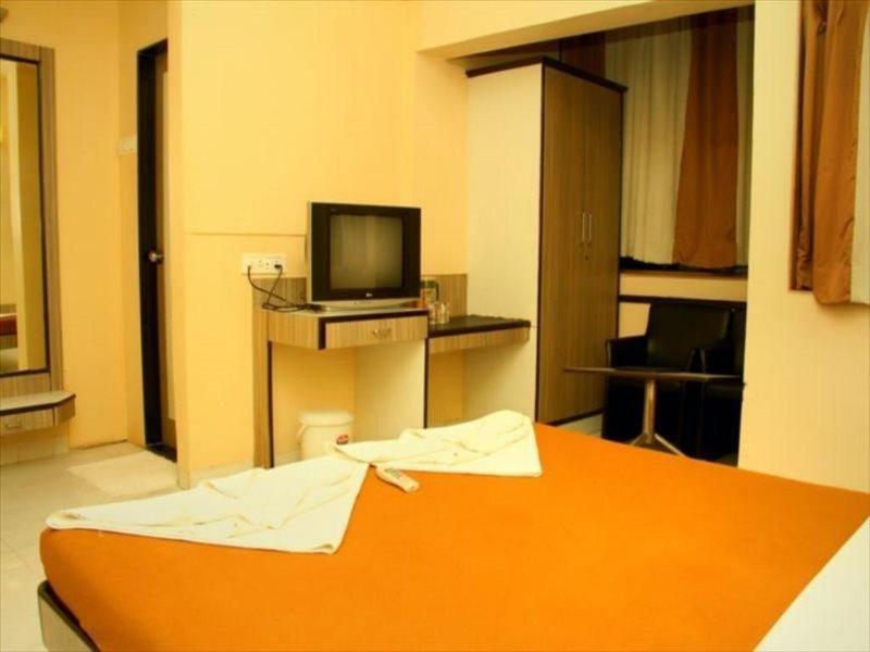 Hotel Sai Regency Daman Εξωτερικό φωτογραφία